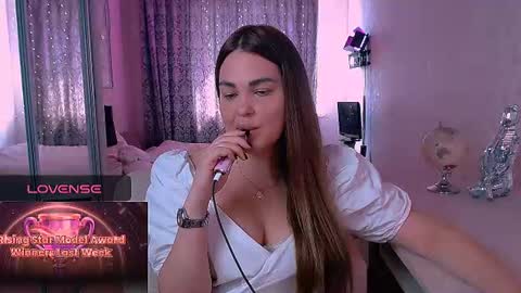 libra_mia online show from 07/16/26, 09:04