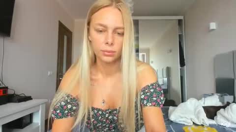 Anna online show from 07/19/26, 09:24