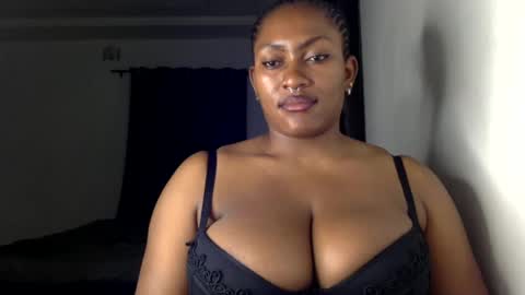 Snapshot of lick_my_pussyyy226651 chatting on 06/26/26, 08:35 caira online show from 06/26/26, 08:35