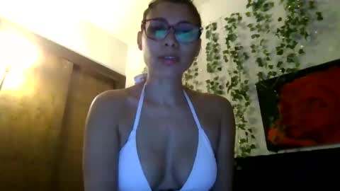 lickablemiami online show from 05/31/26, 07:26