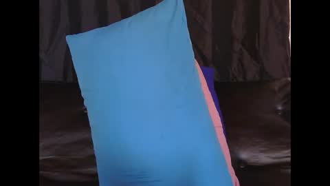 lickabletash98 online show from 01/12/25, 12:33