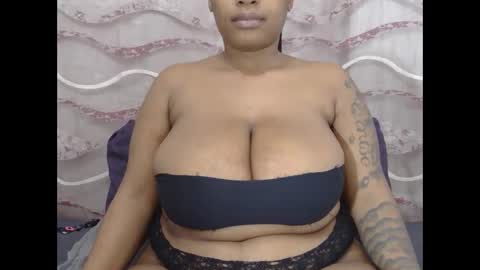 lickabletash98 online show from 10/11/25, 07:34