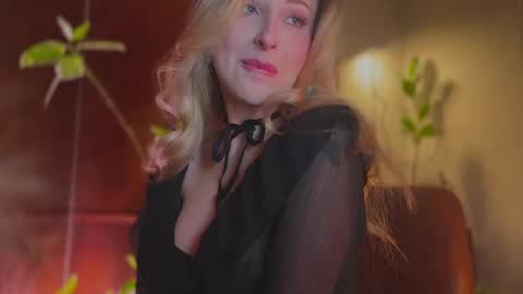 Snapshot of lierie chatting on 03/03/26, 06:47 its my birthday today so im offline but id be so happy if you felt like sending me a birthday love while im away online show from 03/03/26, 06:47