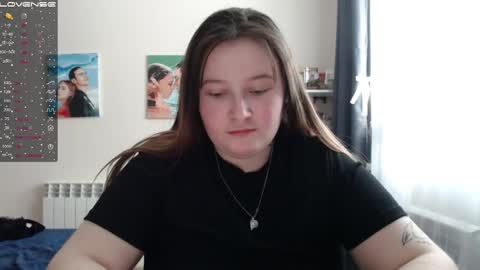 Snapshot of light_lunaa chatting on 02/27/25, 11:20 light_lunaa online show from 02/27/25, 11:20