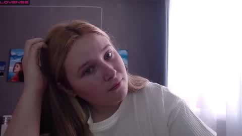 light_lunaa online show from 11/05/25, 07:08