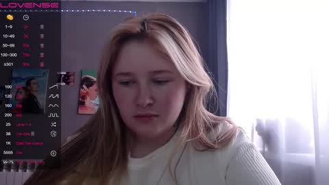 light_lunaa online show from 11/09/25, 07:50