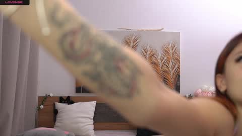 Snapshot of light_my_f1re chatting on 09/25/25, 07:23 Melissa online show from 09/25/25, 07:23