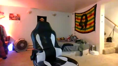 lightskinned666 online show from 07/04/26, 05:52