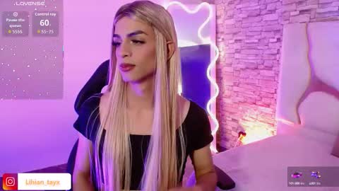 LIHIAN online show from 09/25/25, 03:43