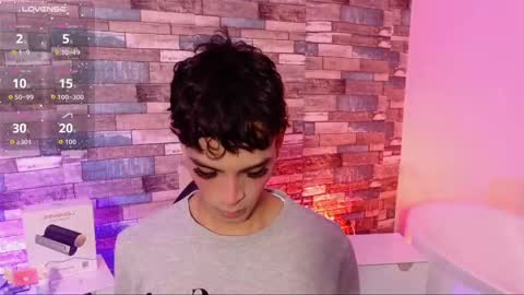 LIHIAN online show from 10/03/25, 12:24