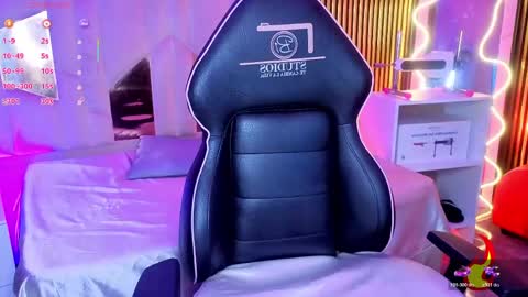 LIHIAN online show from 04/19/26, 12:15