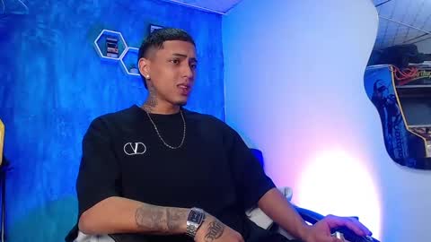 Daniel online show from 01/12/25, 01:05