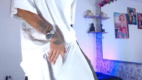 Daniel online show from 09/18/25, 02:08