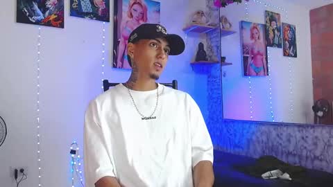 Daniel online show from 10/19/25, 02:29