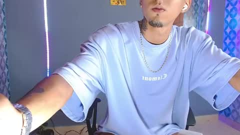 Snapshot of liiaam_lee_ chatting on 04/30/26, 10:03 Daniel online show from 04/30/26, 10:03