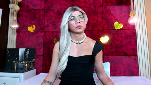 liiacollins online show from 01/06/26, 07:39