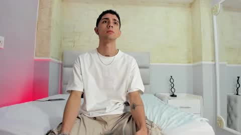 Snapshot of liiamhudson_ chatting on 02/03/25, 05:18 L I I A M online show from 02/03/25, 05:18