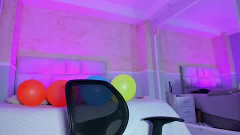 Snapshot of liiamhudson_ chatting on 03/02/25, 02:10 L I I A M online show from 03/02/25, 02:10