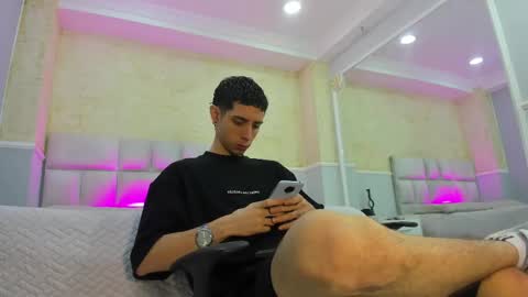 Snapshot of liiamhudson_ chatting on 03/03/25, 04:47 L I I A M online show from 03/03/25, 04:47