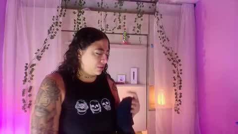         online show from 09/15/25, 11:43