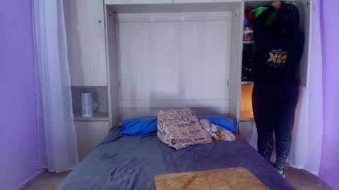         online show from 09/26/25, 11:36