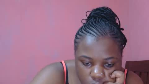 Snapshot of liilcutiee chatting on 10/07/25, 11:51 Lily online show from 10/07/25, 11:51