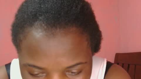 Snapshot of liilcutiee chatting on 10/29/25, 09:05 Lily online show from 10/29/25, 09:05