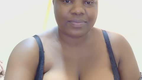 Lily online show from 04/10/26, 09:14