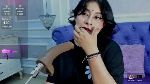 LIILY online show from 11/07/25, 12:21