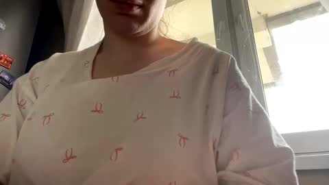 liissa207673 online show from 04/10/26, 03:56