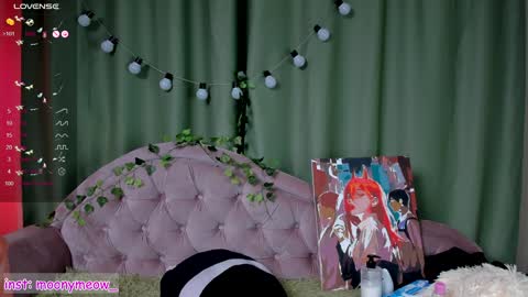 Snapshot of lika_moon chatting on 01/09/25, 06:38 Lika online show from 01/09/25, 06:38