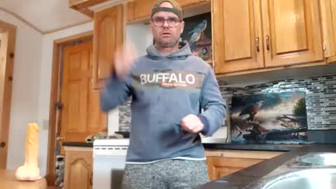 St pierre online show from 12/21/25, 03:41