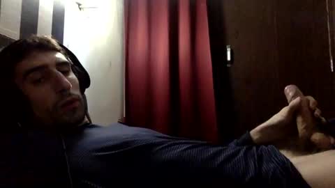 likewhatchasee online show from 12/16/25, 07:13