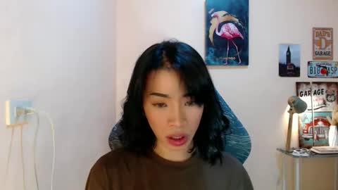 Leng online show from 11/08/25, 05:23