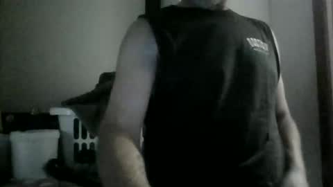 Snapshot of likthat121 chatting on 11/01/25, 02:30 likthat121 online show from 11/01/25, 02:30