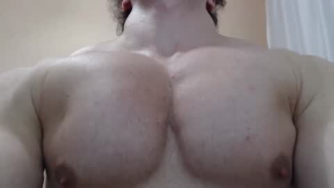 Snapshot of likwidator84 chatting on 12/21/24, 12:53 Maximus online show from 12/21/24, 12:53