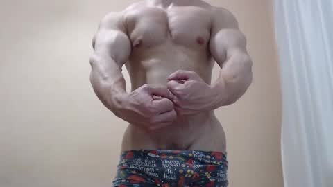 Snapshot of likwidator84 chatting on 12/24/24, 02:32 Maximus online show from 12/24/24, 02:32