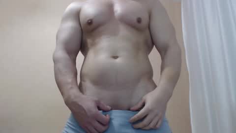 Snapshot of likwidator84 chatting on 03/12/25, 09:55 Maximus online show from 03/12/25, 09:55