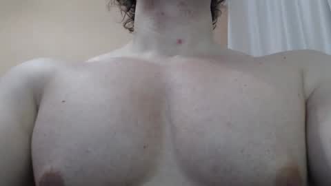 Snapshot of likwidator84 chatting on 06/05/26, 11:27 Maximus online show from 06/05/26, 11:27
