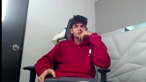 LIAM online show from 12/21/25, 03:24