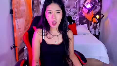 Lili Cey online show from 10/25/25, 08:14