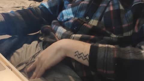 Snapshot of lil_j_ chatting on 01/12/26, 09:09 lil_j_ online show from 01/12/26, 09:09