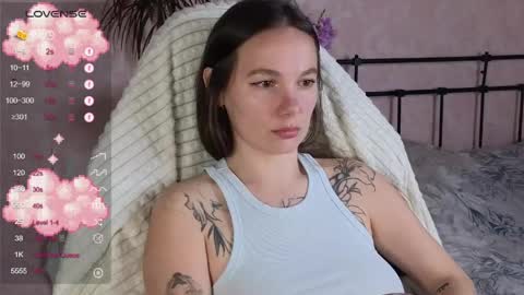 little moon online show from 05/03/26, 03:40