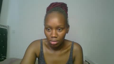 Snapshot of lil_meg chatting on 02/23/26, 12:13 lil_meg online show from 02/23/26, 12:13