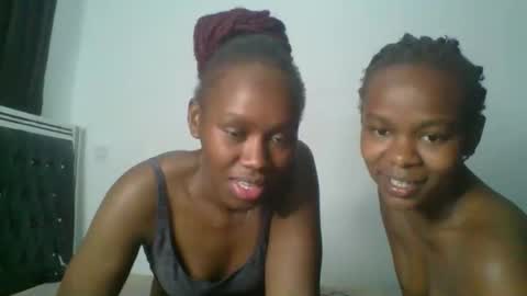 Snapshot of lil_meg chatting on 02/24/26, 12:19 lil_meg online show from 02/24/26, 12:19