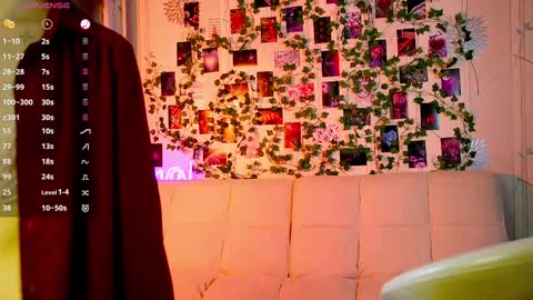lil_raysss online show from 02/11/25, 07:54