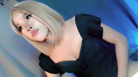 lil_trixxy online show from 06/20/26, 03:48