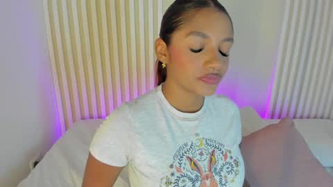 L I L A   online show from 01/26/25, 08:02