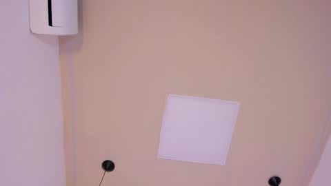 L I L A   online show from 01/26/25, 11:08