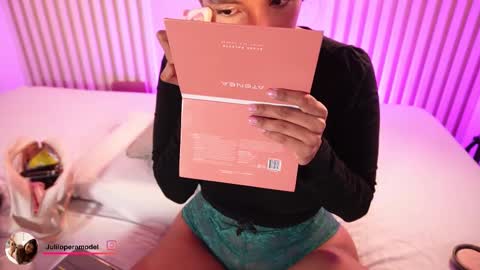 Snapshot of lila_cohen chatting on 01/19/26, 04:05 L I L A online show from 01/19/26, 04:05